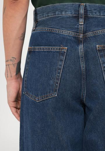 Свободные джинсы