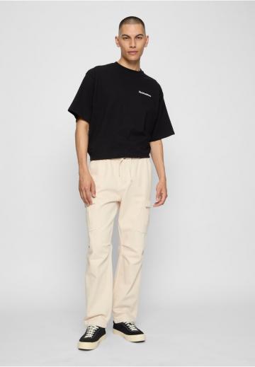 Брюки с накладными карманами