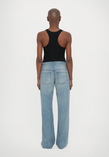 Джинсы бойфренда