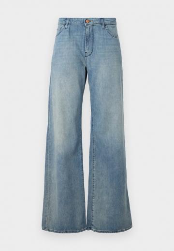 Джинсы бойфренда