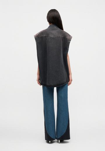 Длинный жилет