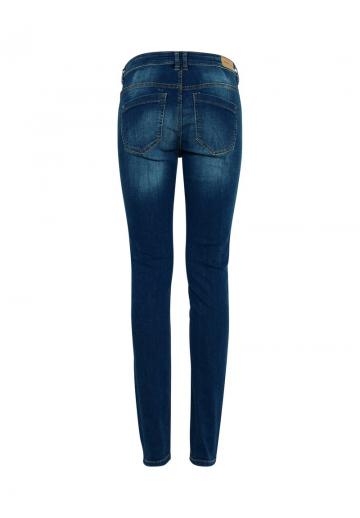 Узкие джинсы