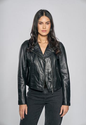 Короткая куртка