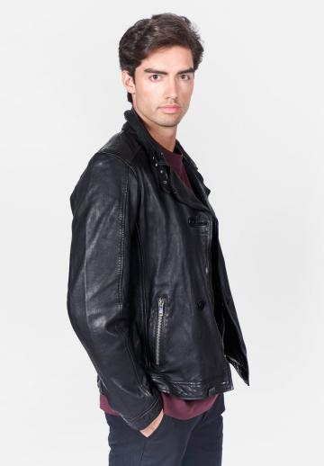 Кожаная куртка