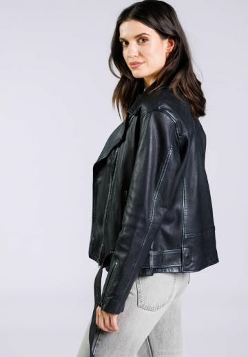 Байкерская куртка