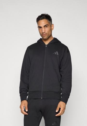 Спортивная кофта