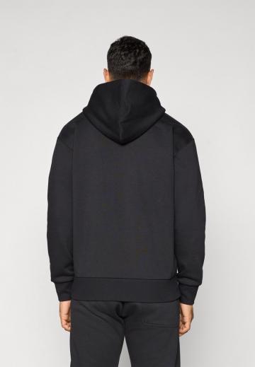 Спортивная кофта