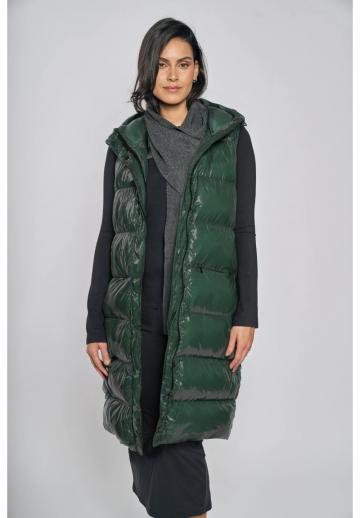 Длинный жилет