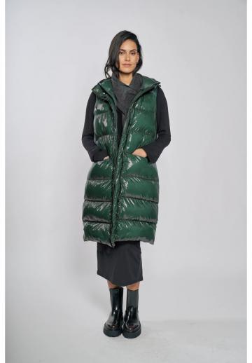 Длинный жилет