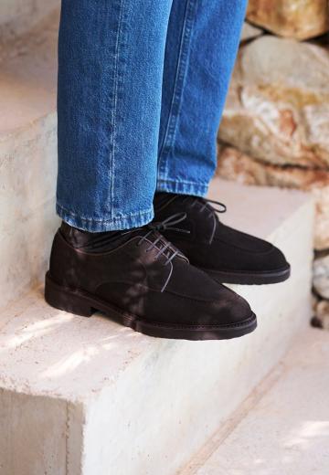 Ботинки на шнуровке