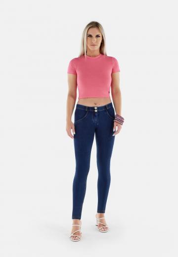 Короткие джинсы