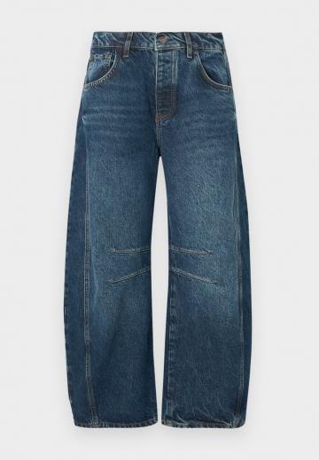 Свободные джинсы