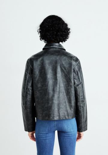 Кожаная куртка