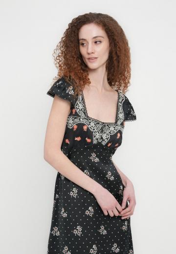 Летнее платье