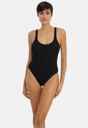 Слитный купальник