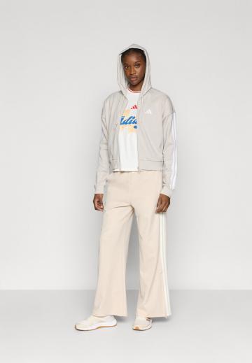 Спортивная толстовка