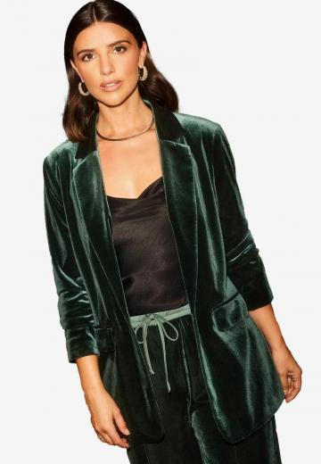 Короткое пальто