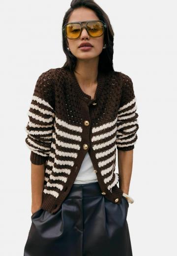 Вязаная кофта