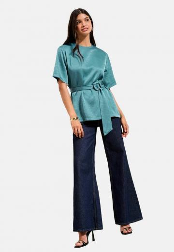 Атласная блузка