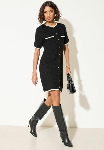 Вязаное платье