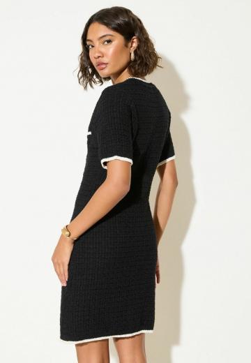 Вязаное платье