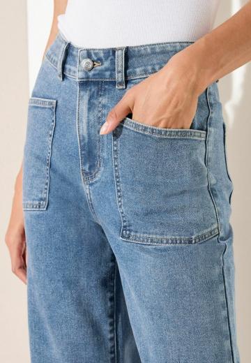 Короткие джинсы