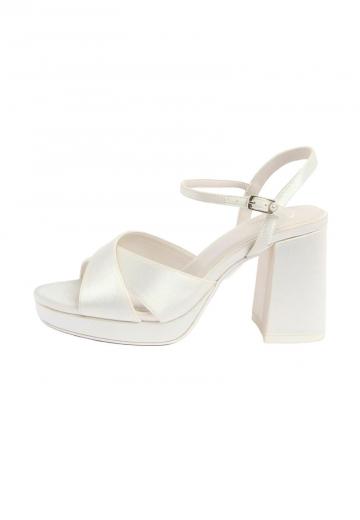 Босоножки на платформе