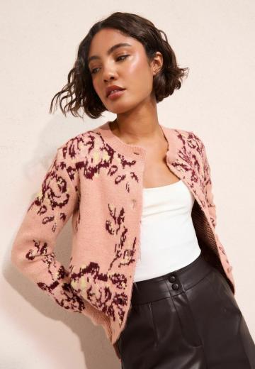 Жаккардовая вязаная кофта