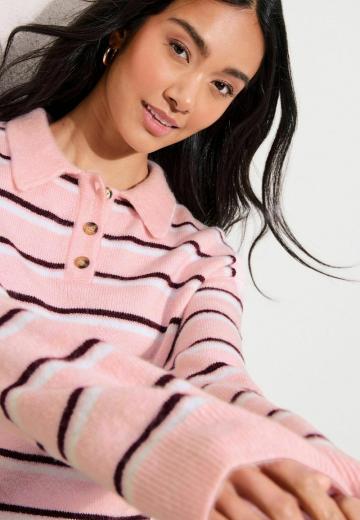 Пуловер с воротником поло