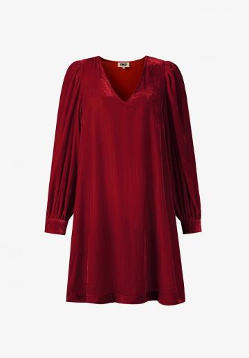 Короткое платье