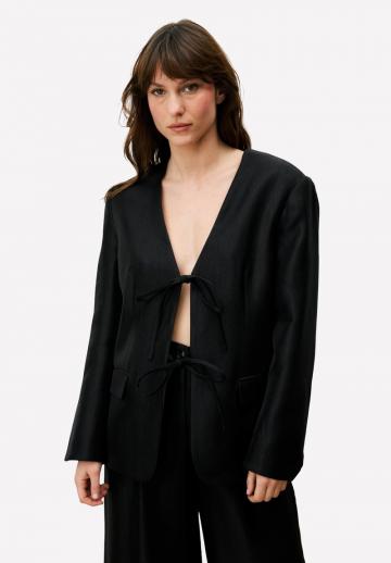 Короткое пальто