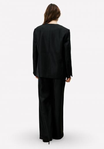 Короткое пальто