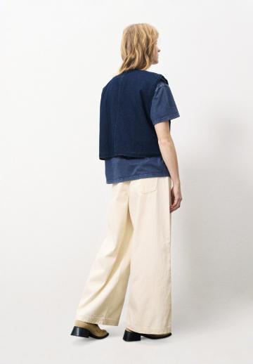 Джинсовая жилетка