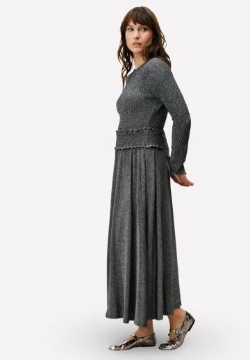 Вязаное платье