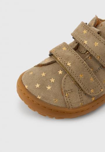 Детская обувь