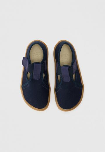 Детская обувь