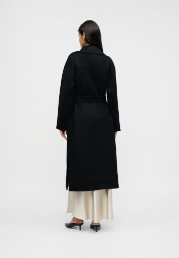 Шерстяное пальто