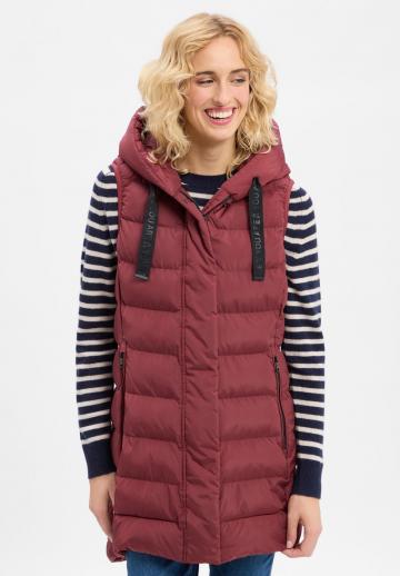 Длинный жилет