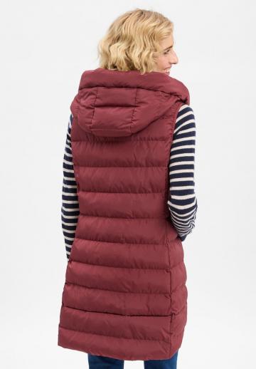 Длинный жилет