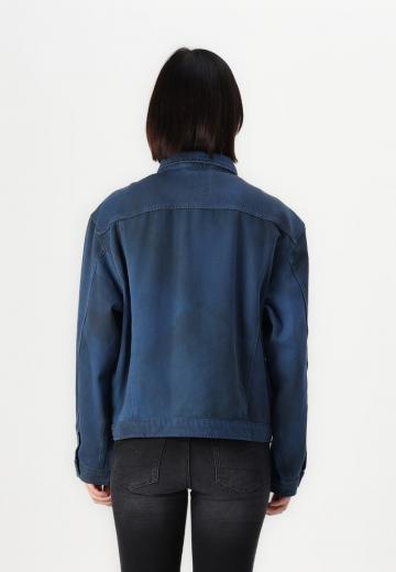 Куртка с накладнымит карманами