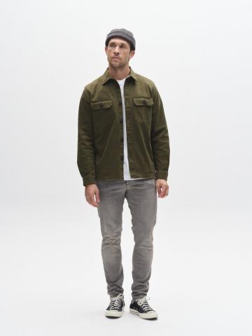 Узкие джинсы