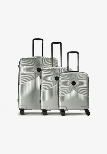 Набор чемоданов