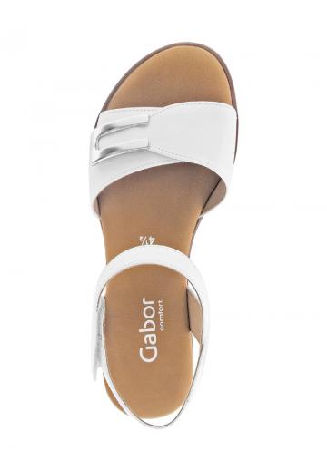 Босоножки на танкетке