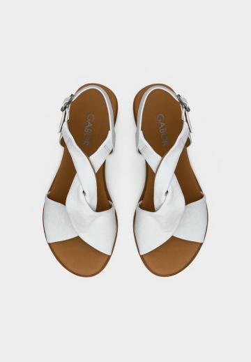 Босоножки на танкетке