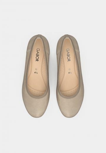 Туфли на танкетке