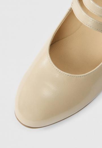 Туфли с ремешком