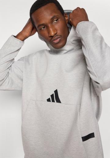 Спортивная кофта