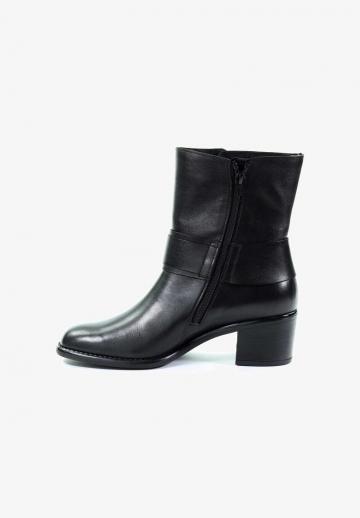 Ковбойские сапоги