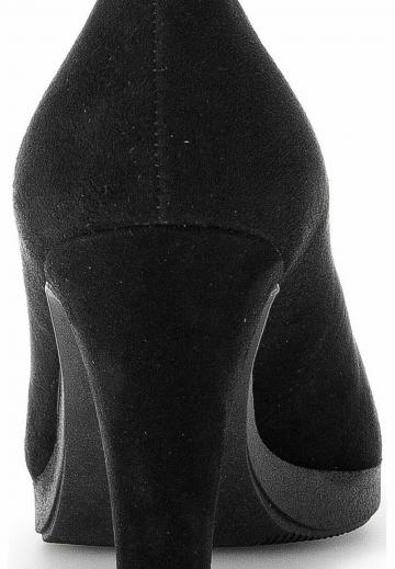 Туфли с высоким носом