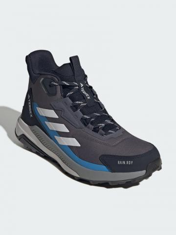 Походные ботинки